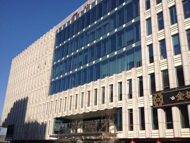 无锡大型吹瓶服务电话